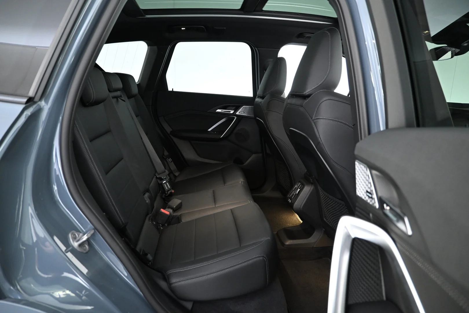 Car Image - Nk1WuZzUrASLJTMmnv8kK