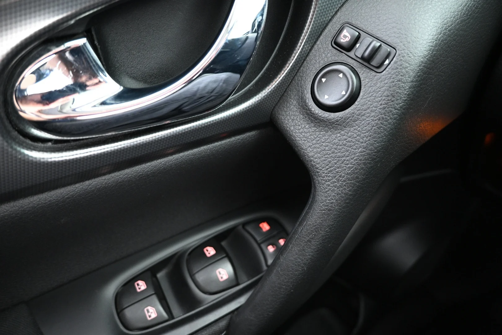 Car Image - 6XyIlx1GINhgO91CPsFM9V