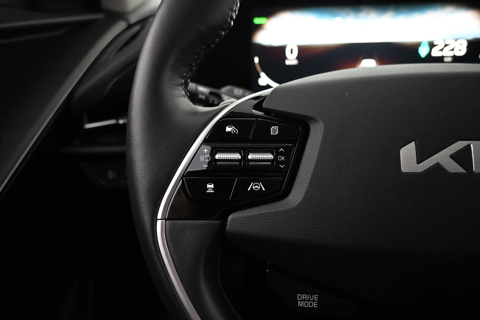 Car Image - 7FQ6LH7Bu1ckVqOMU1iSt4