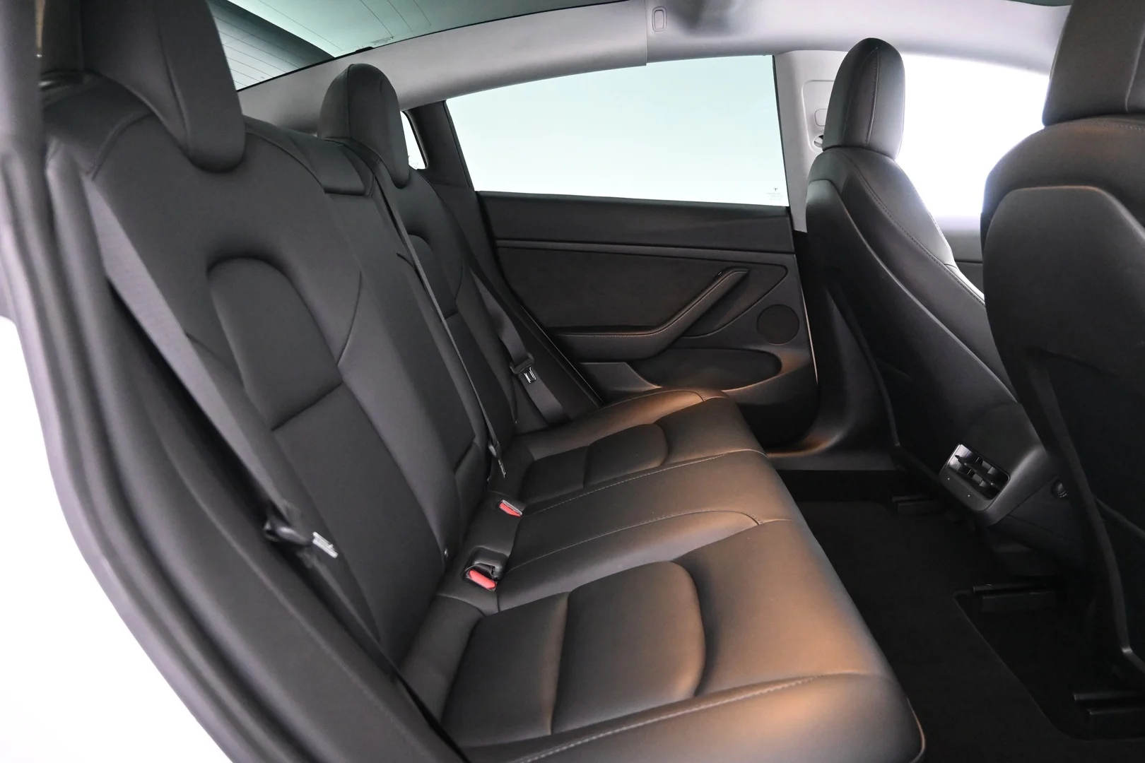 Car Image - 7ivc6IloqeRvjSQp6VKFHR