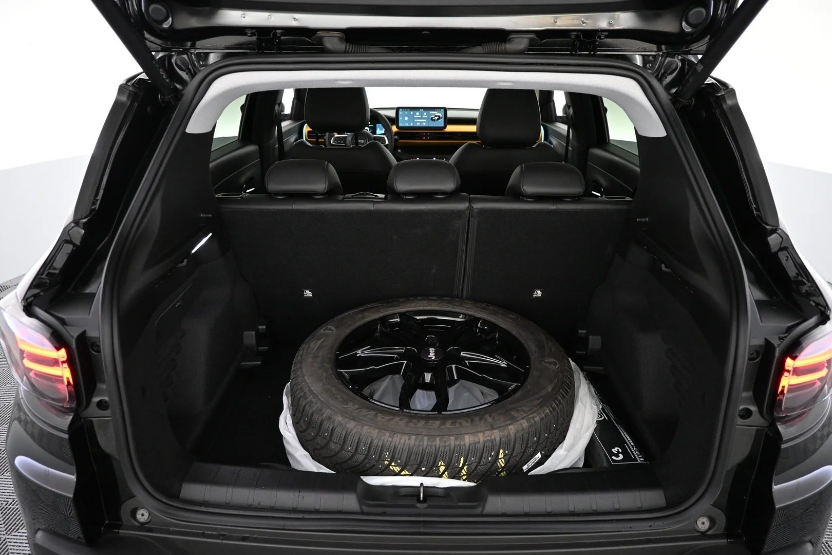 Car Image - 3I2Ssmo14XGB8muzFJsOdv