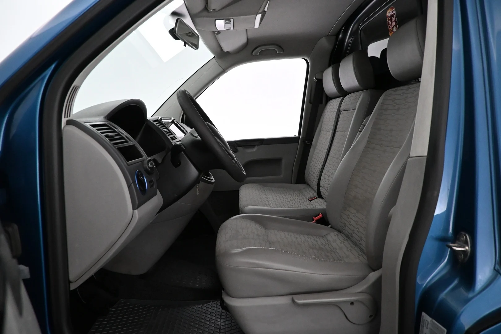 Car Image - Y86bPBBCvG145u9bKF2ND