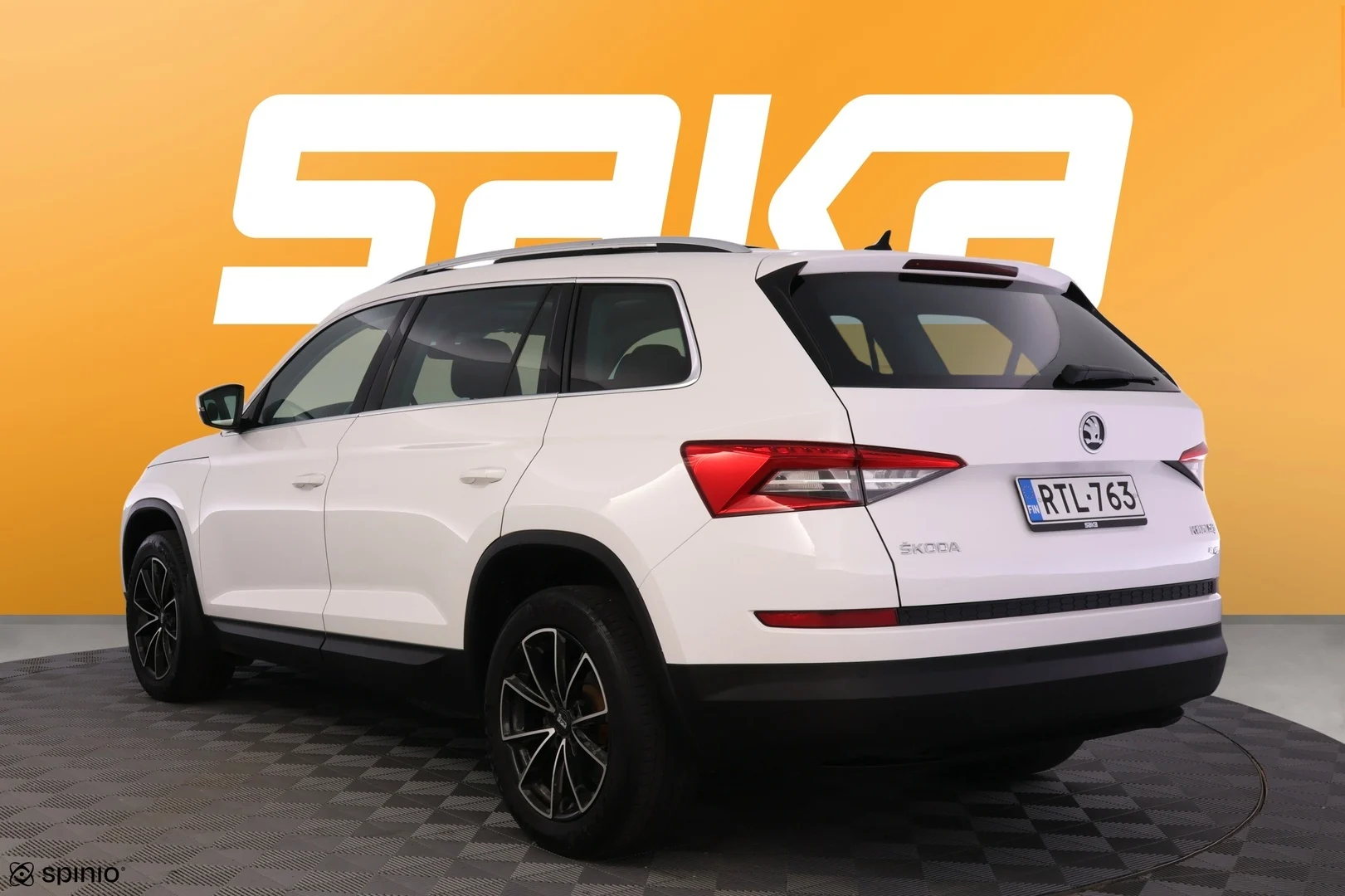 Car Image - 1YqRq9klYtPRA81f5qw61d