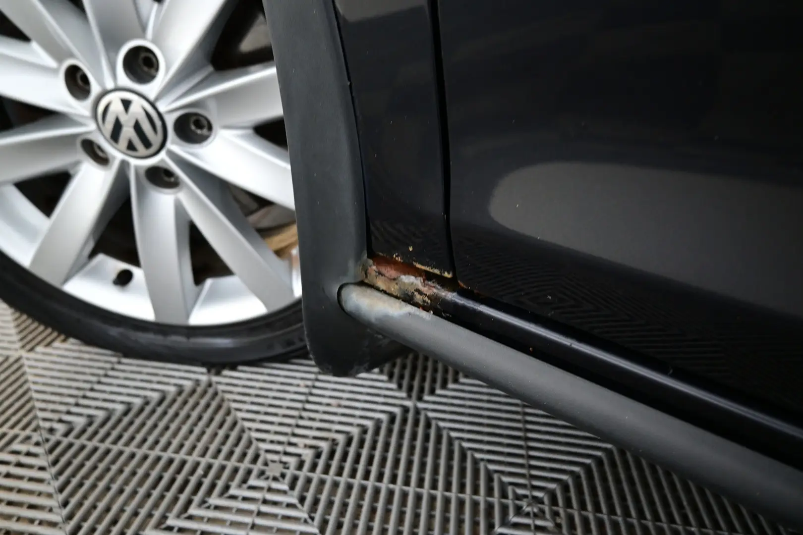 Car Image - 68T5PjglDj43dwq5Tocz7D