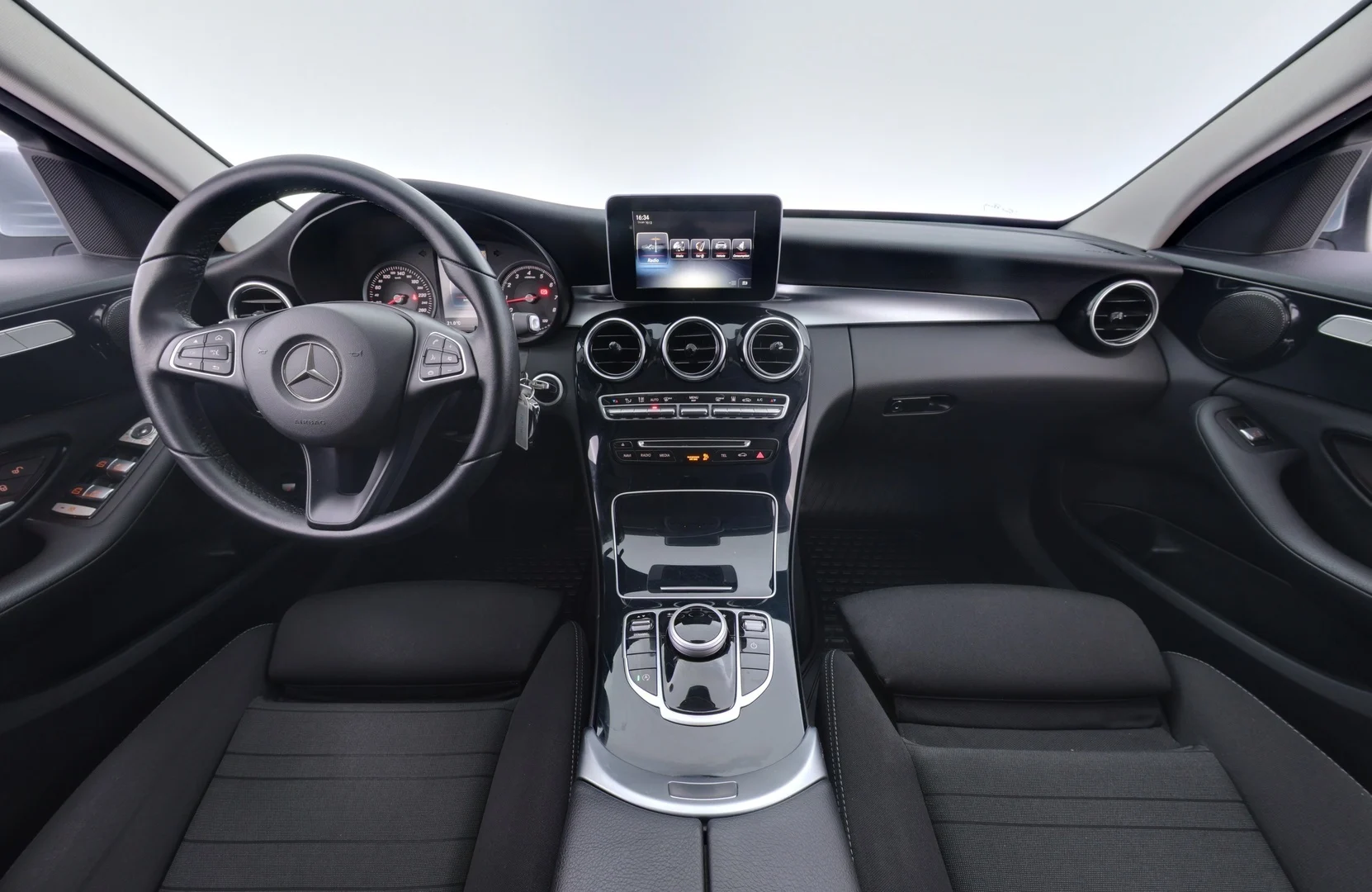Car Image - ogRHLvv1UQFW4B7LPhD67
