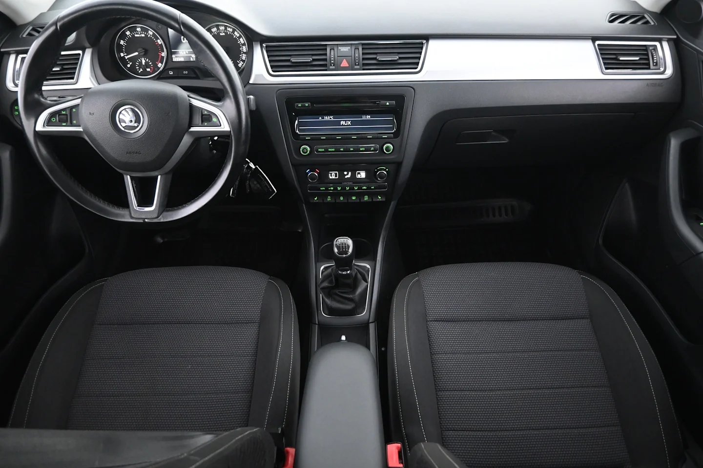Car Image - 4QGkvufVbDlqKPSHhYqIcG