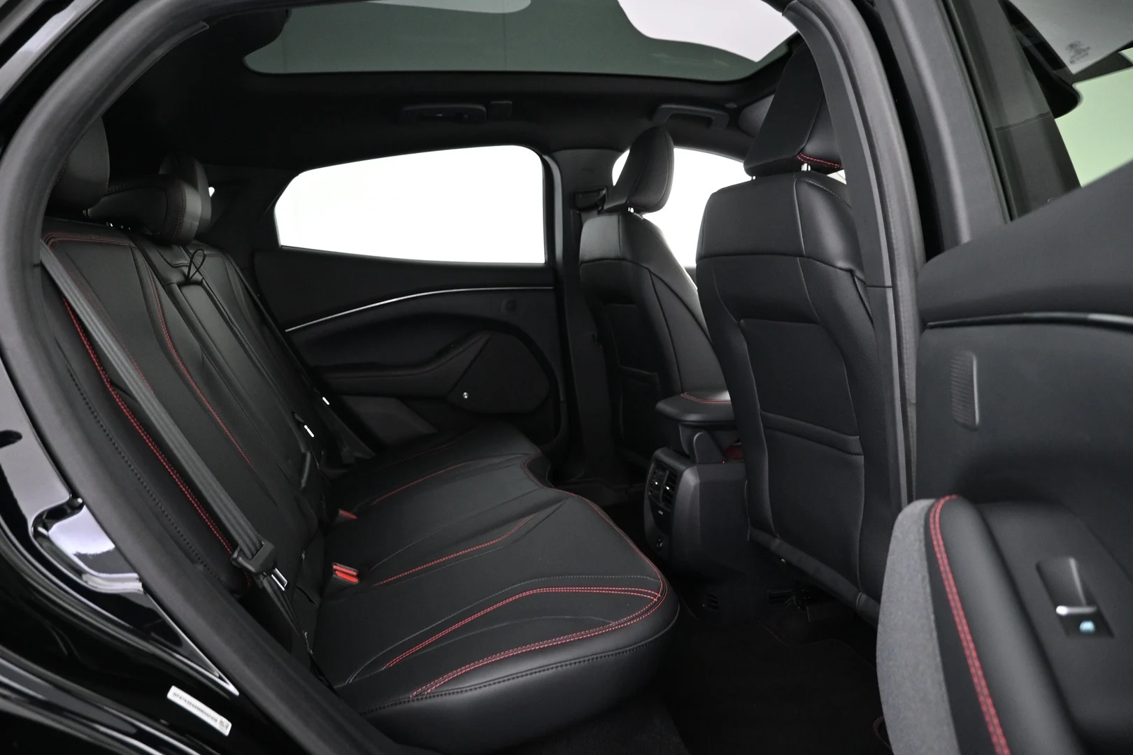 Car Image - 5ZU25Ch1TTxyNCcEBVAnFB