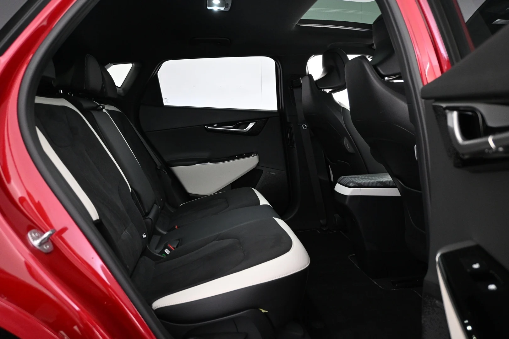 Car Image - 5xSizqb5h850j1SxW30Nrj