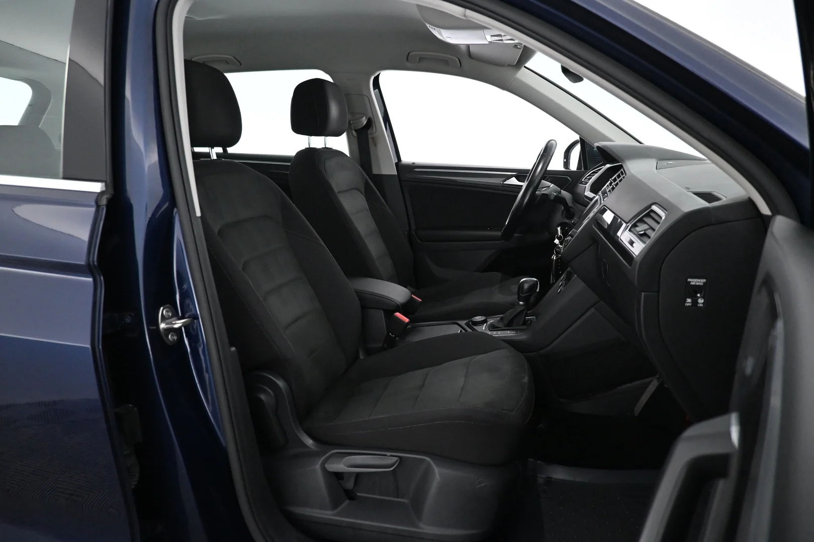 Car Image - 4QMIedHFe9Wum9YnjI5J9G