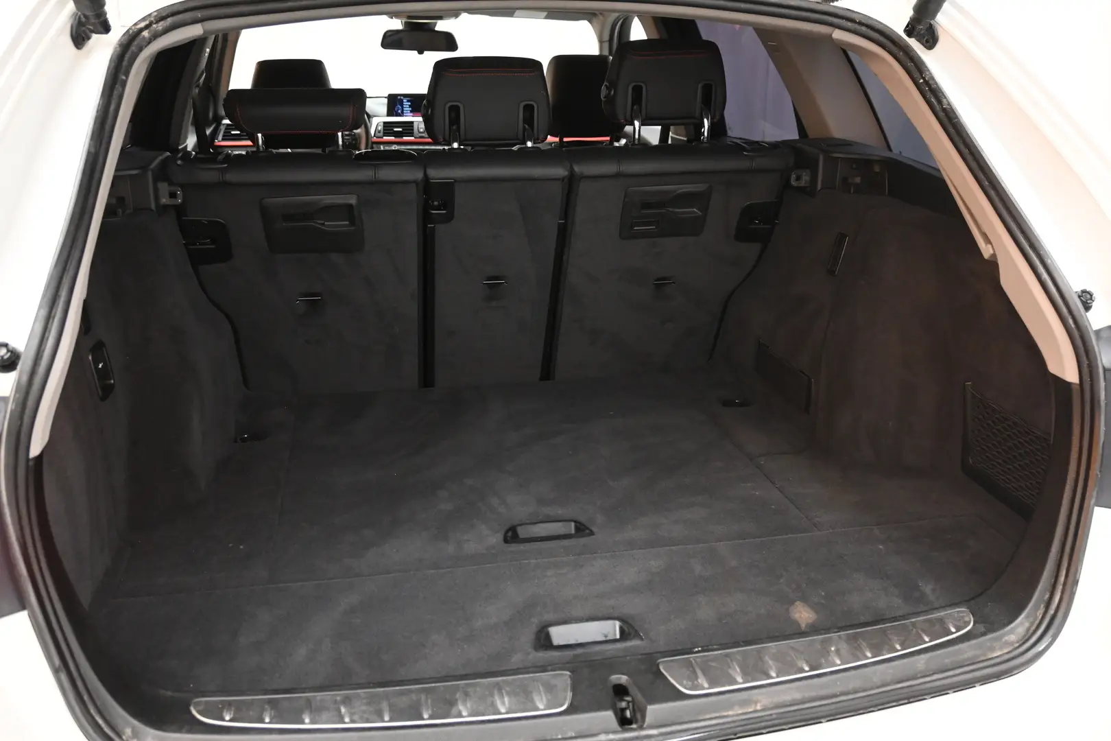 Car Image - 5YoOReVSFnvYy1ib3KXYht