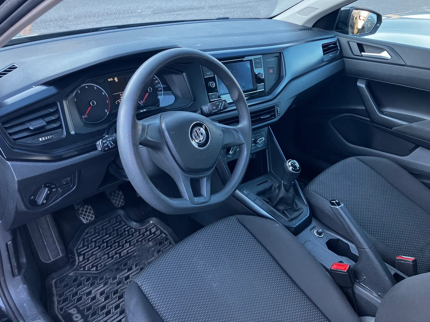 Car Image - 3YUdedyJ2f9qfa0MW3vcXf