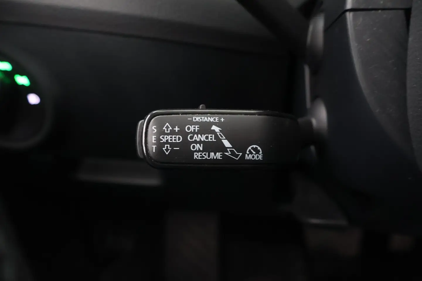 Car Image - 3rhj9ttfv7XUEbrP2QINiC