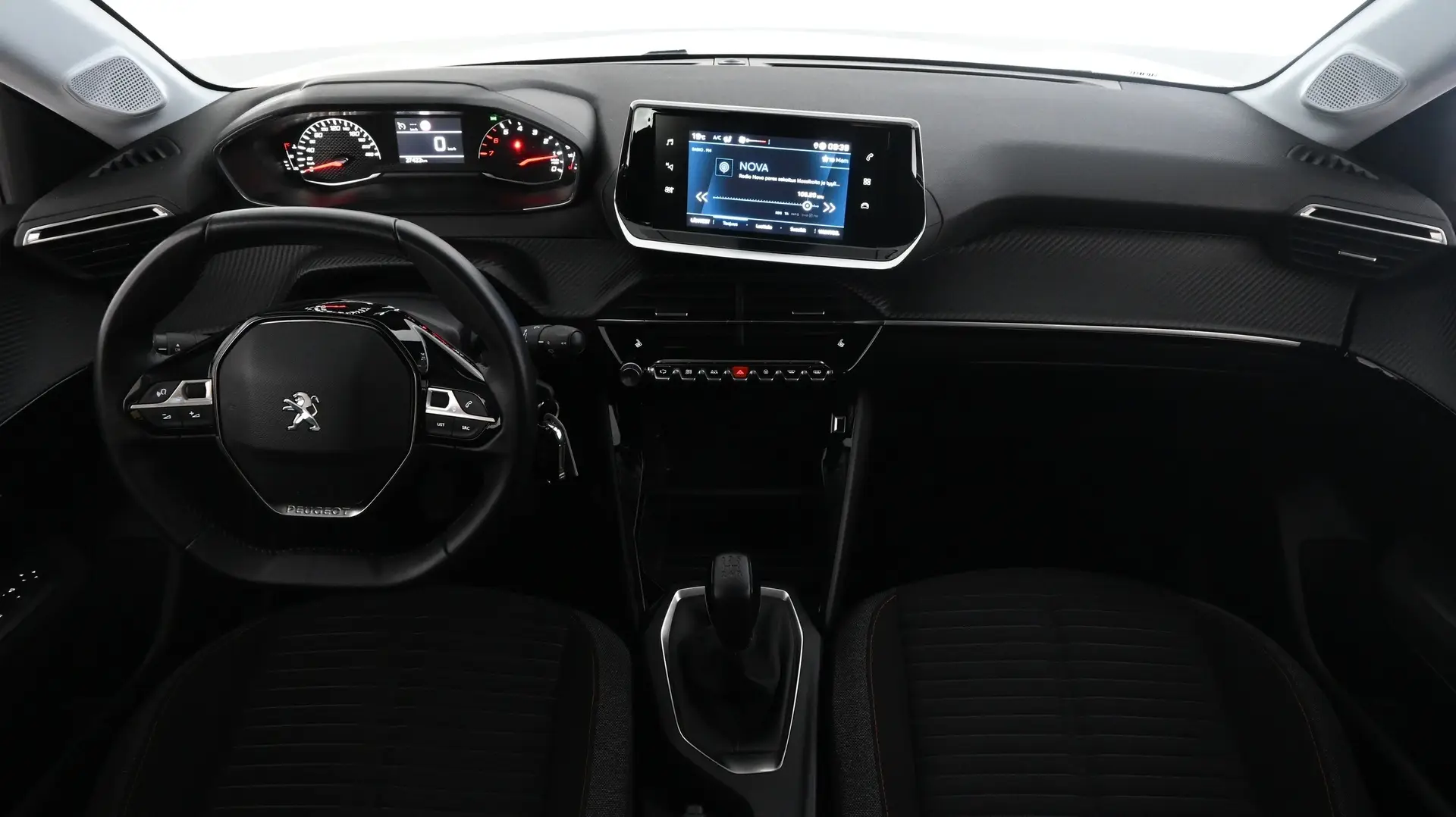 Car Image - 3lFfmDE5UJ1h9MwBCPe56v
