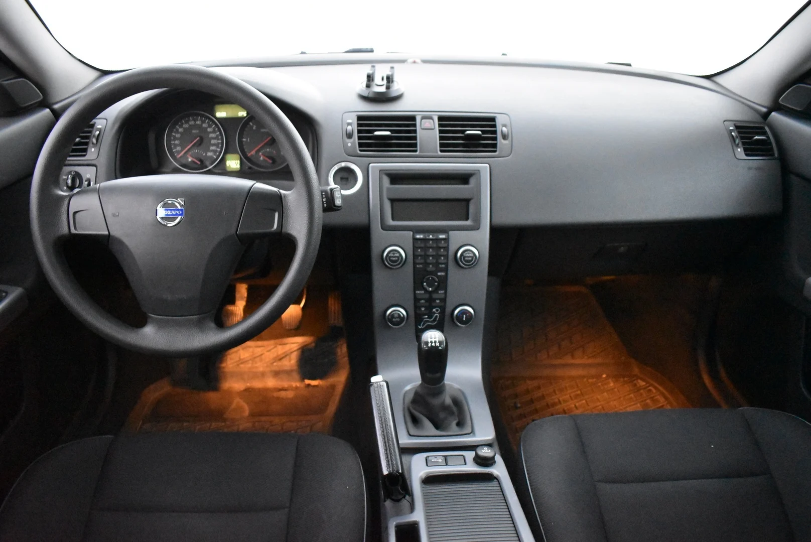Car Image - 7qenD914WhsrOvBKGafHUM