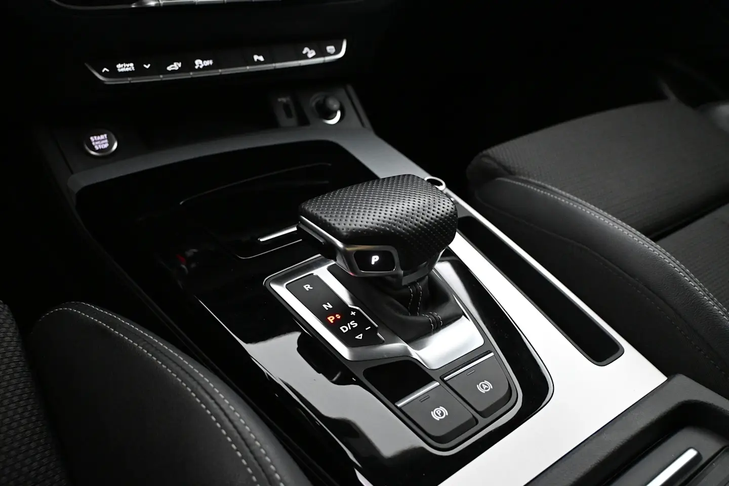 Car Image - 1tMMgqextXhzjJTascc7JB