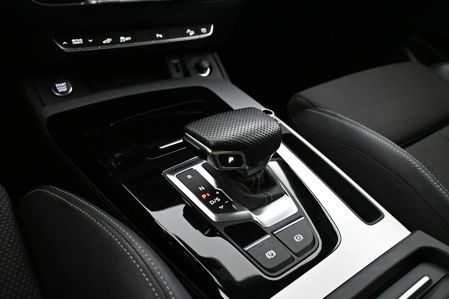 Car Image - 1tMMgqextXhzjJTascc7JB