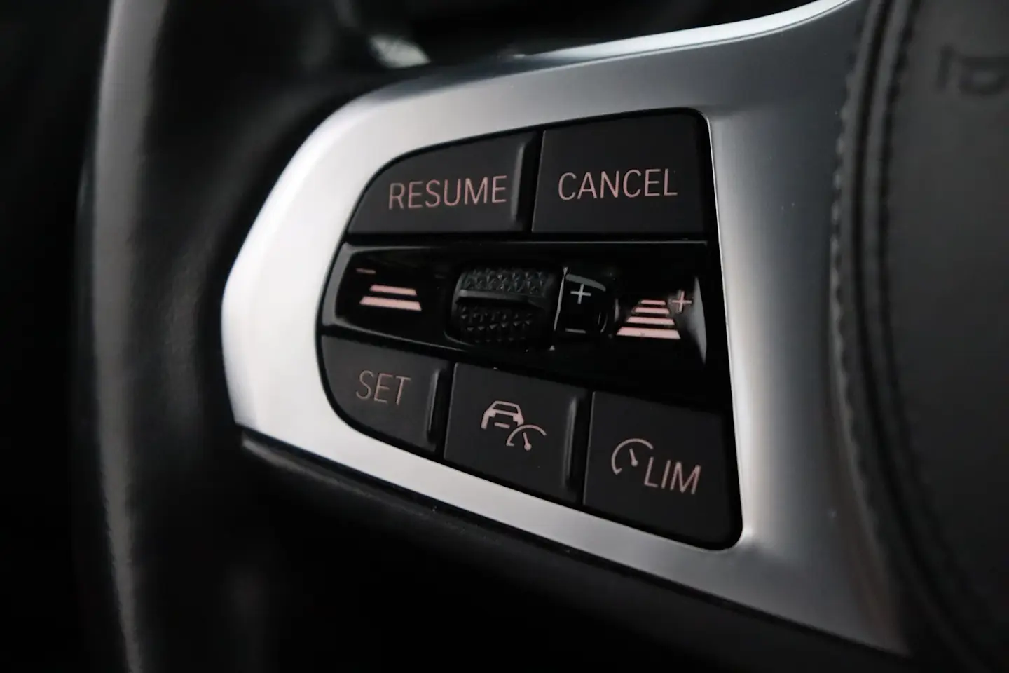 Car Image - 3NFLyRLOvOHHZrBj9xKKzH