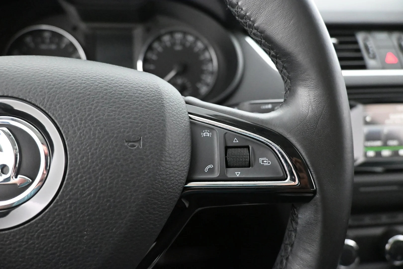 Car Image - 6XzhtYtdQJ0StZaCexUsDH