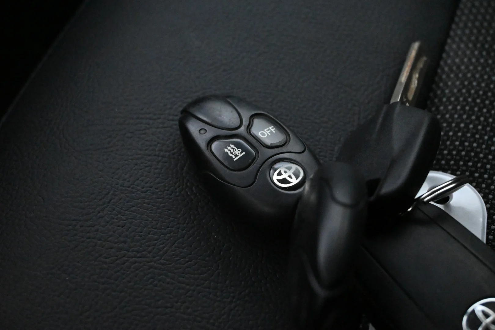 Car Image - 6NWsVnRljGOCtaGxndhh2J