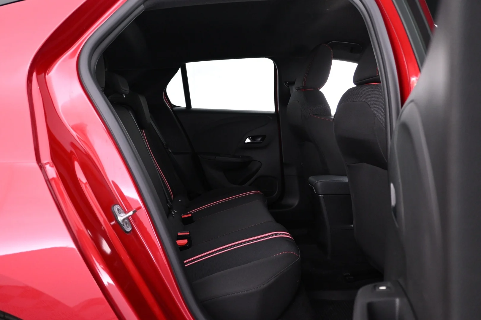 Car Image - 11q4viZe7KDgeaOB6DvliP