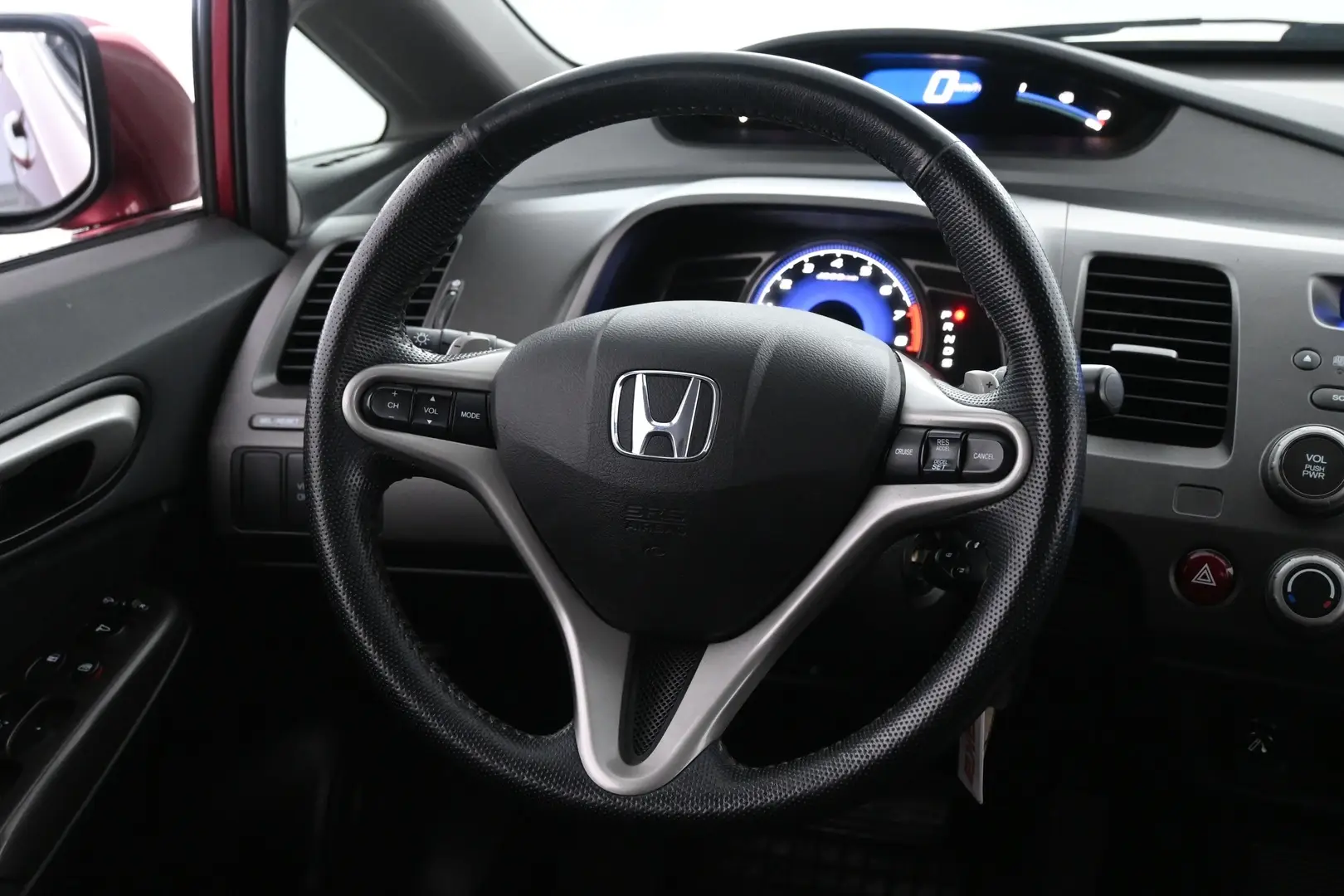 Car Image - 6K02kwqSLDs8t3jGOovnOa