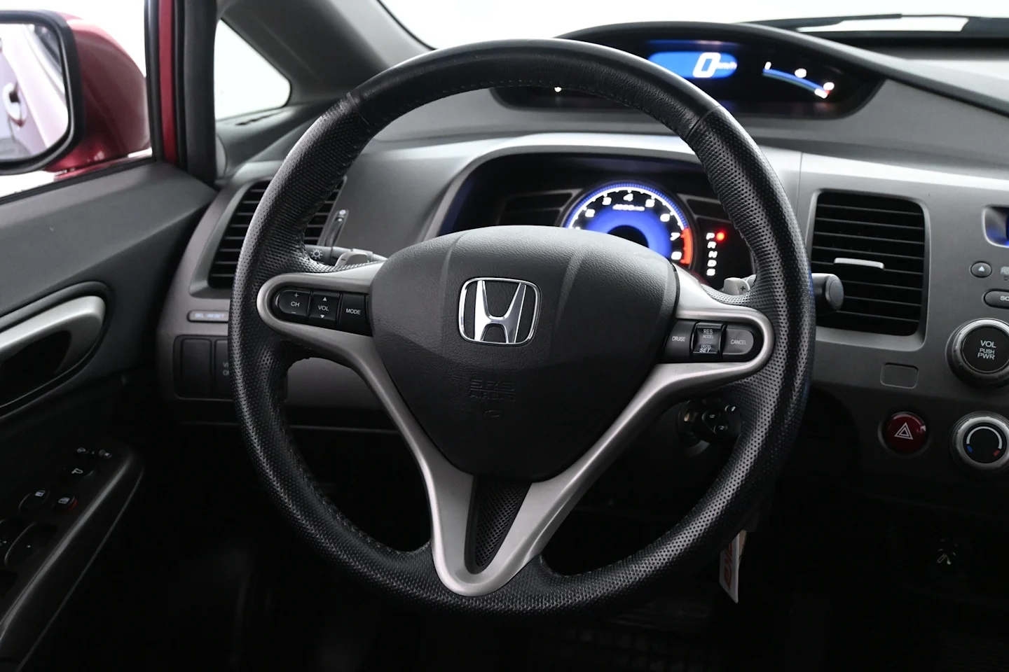 Car Image - 6K02kwqSLDs8t3jGOovnOa