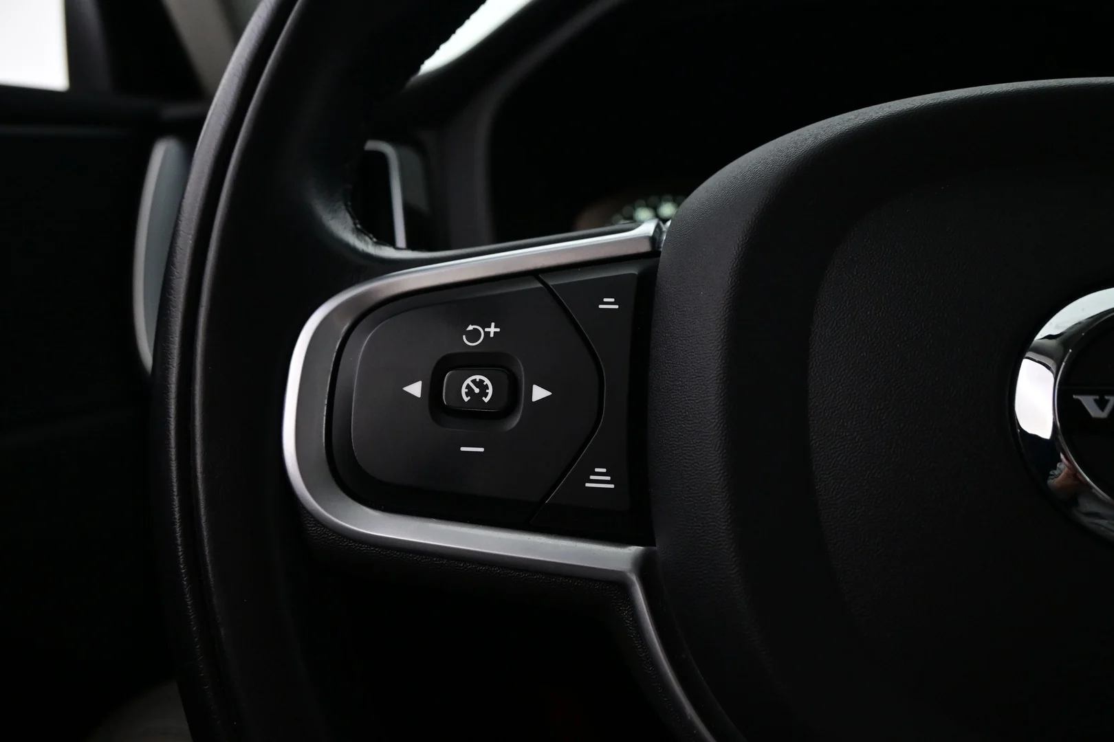 Car Image - 3RqW7m4l2ZwpscenQz5JVK