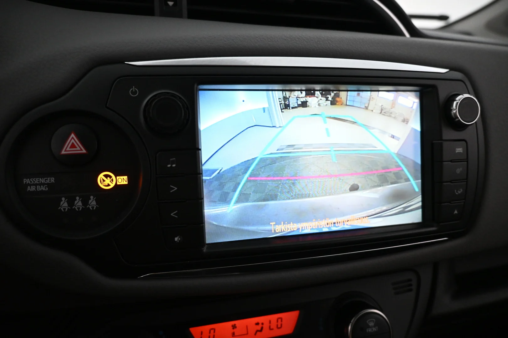 Car Image - 18dxakRdw0I2pl1BAYrXOn