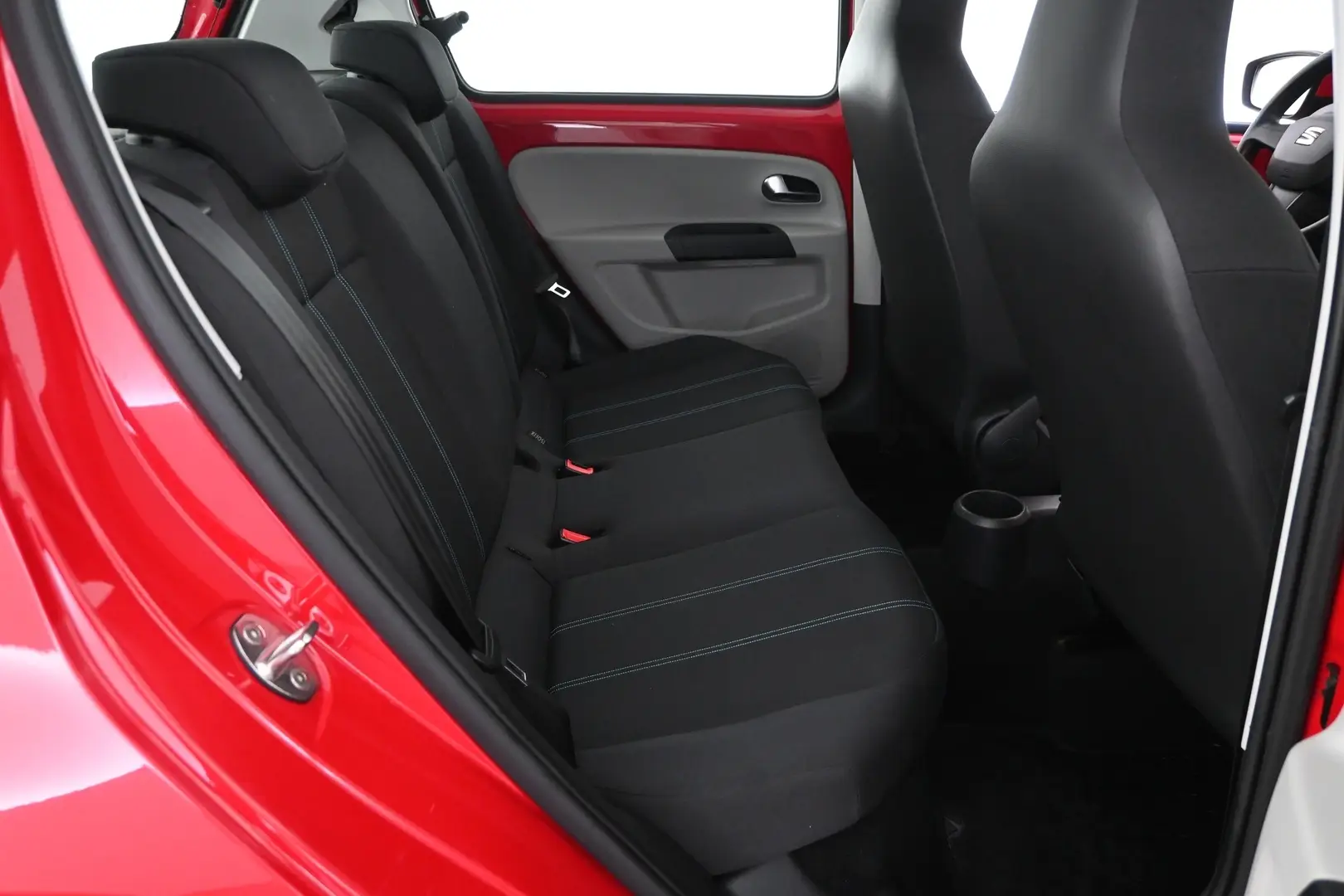 Car Image - 31QyDJ8JRbIlakFEcy9EJ1