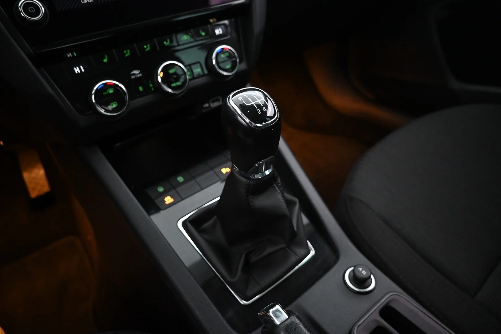 Car Image - 6cBYW1jqgVko9bWZAC2blE