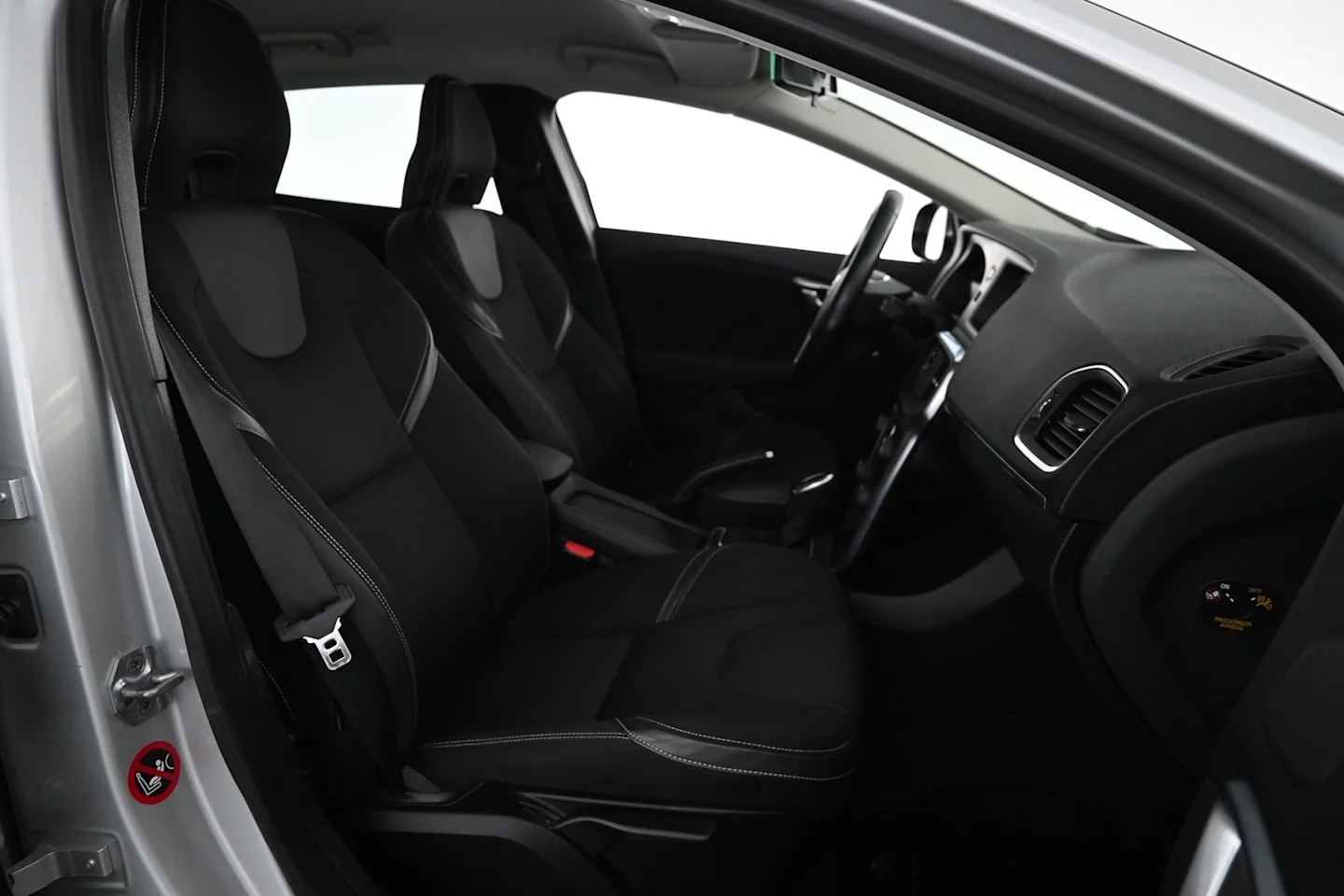 Car Image - 3bEUnd80754nBhfuHwWw1I