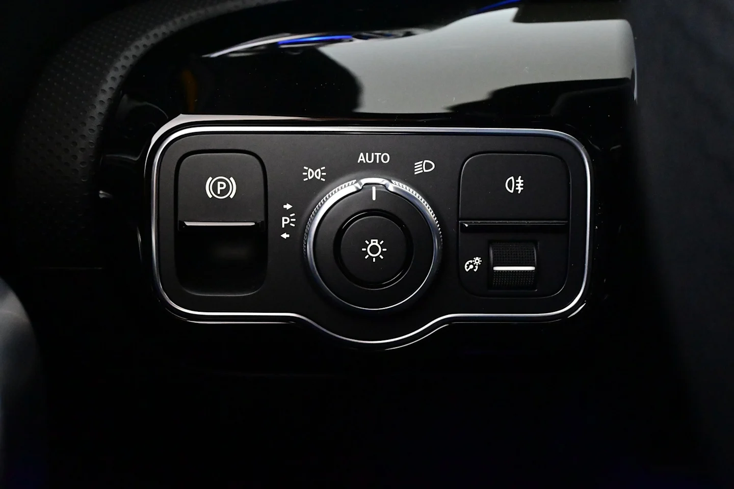 Car Image - 3e7RG8HleVXFt3MjgG4Dzu