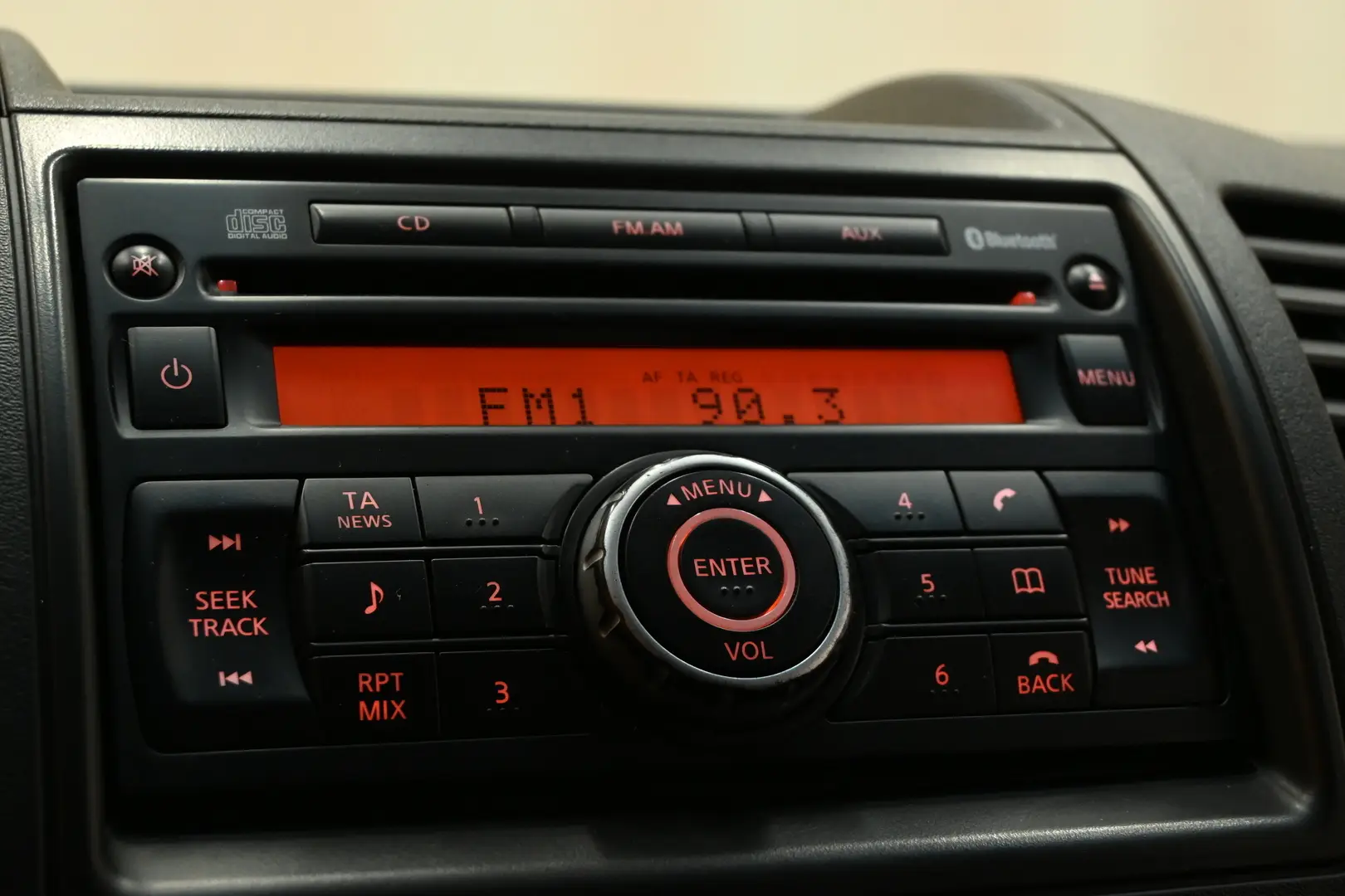 Car Image - 1pJdAx8QMvlFgIK7VO42Tm