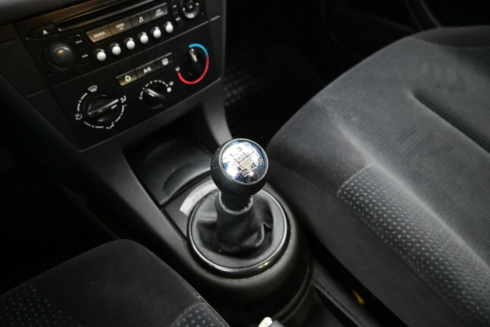 Car Image - 52osGPQtHWCT2QFKkTJSFJ