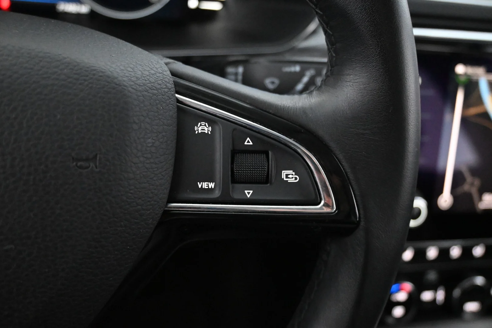 Car Image - 6xxFfqOQ82af66d18jjiUf