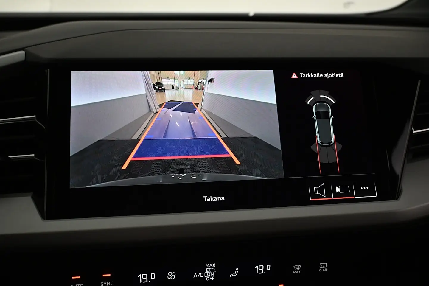 Car Image - 5iIr8Q8vVMpFYKxPg120iD