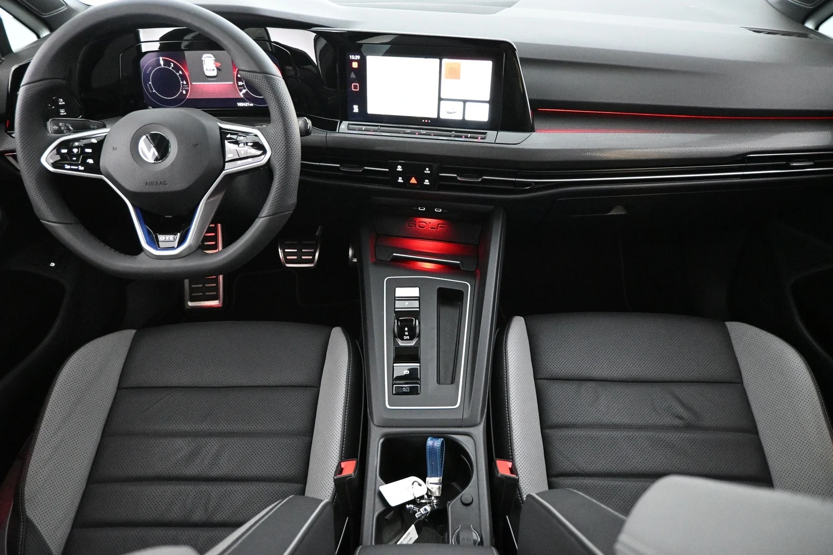 Car Image - 1AhSvFvSznX7oFvht56jMD