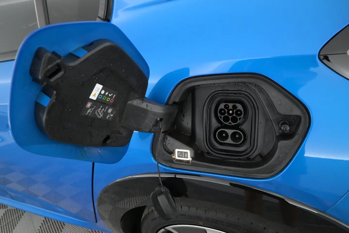 Car Image - 1zSJy58Lfgi7GRnhNiVRAU