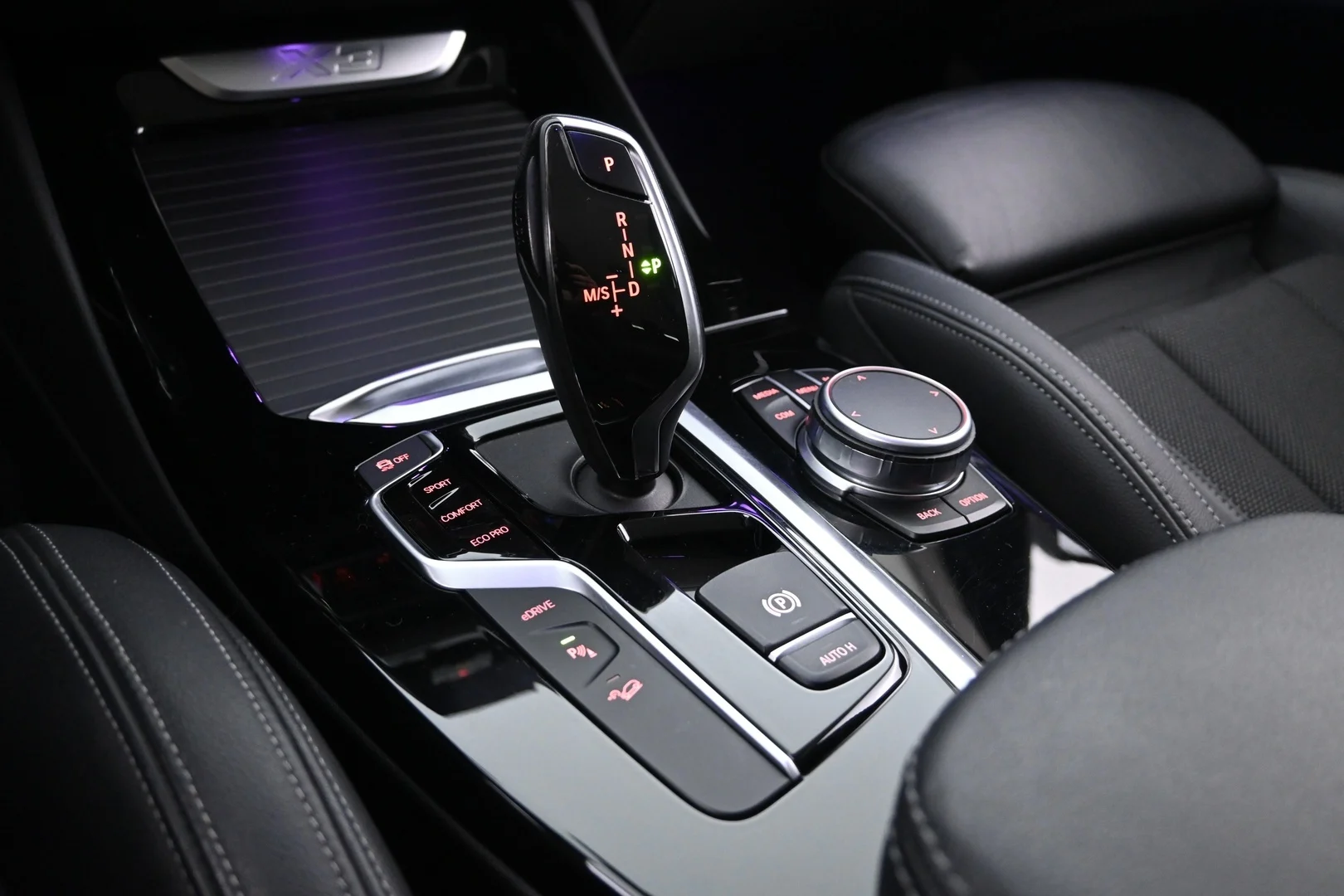 Car Image - 2IyQ4AJqzsFfTdaDzy5t2o