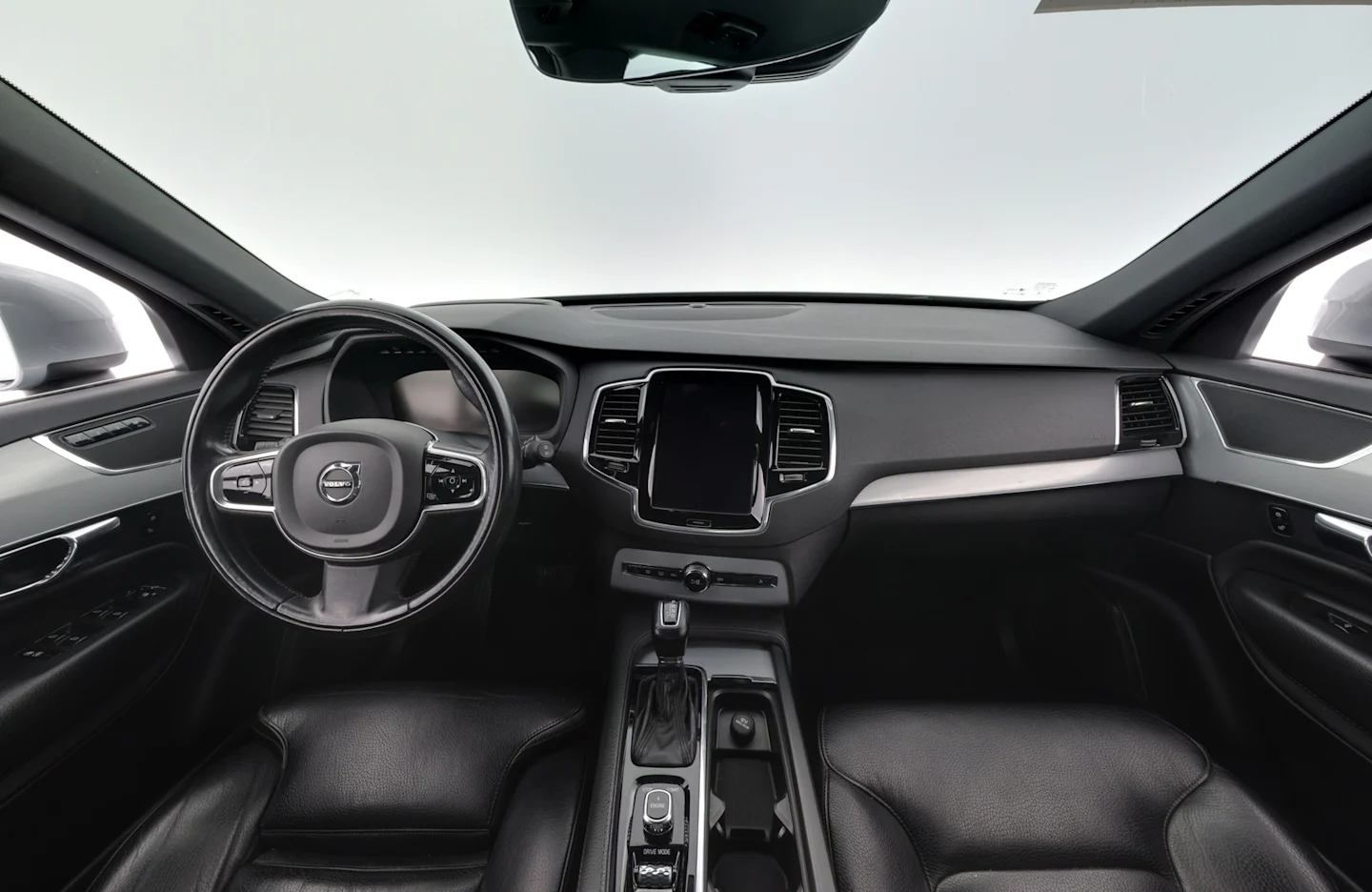 Car Image - 4ThhmJqUlYgpCcGplLix1A