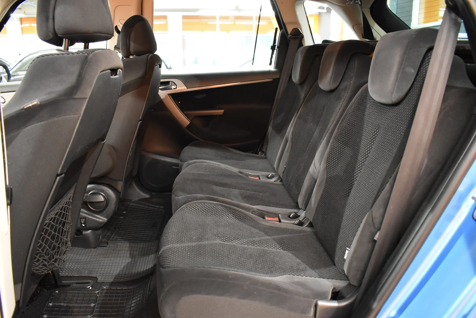 Car Image - 5J26SwNNkgvAGNxYnQyfBZ