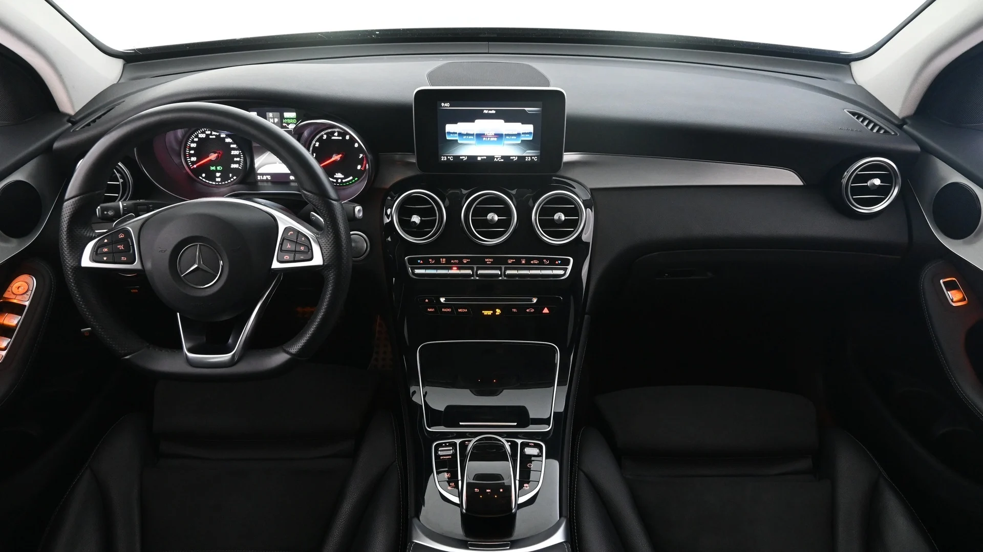 Car Image - 1BcfG8YJ3EyxcTy2auKHZh