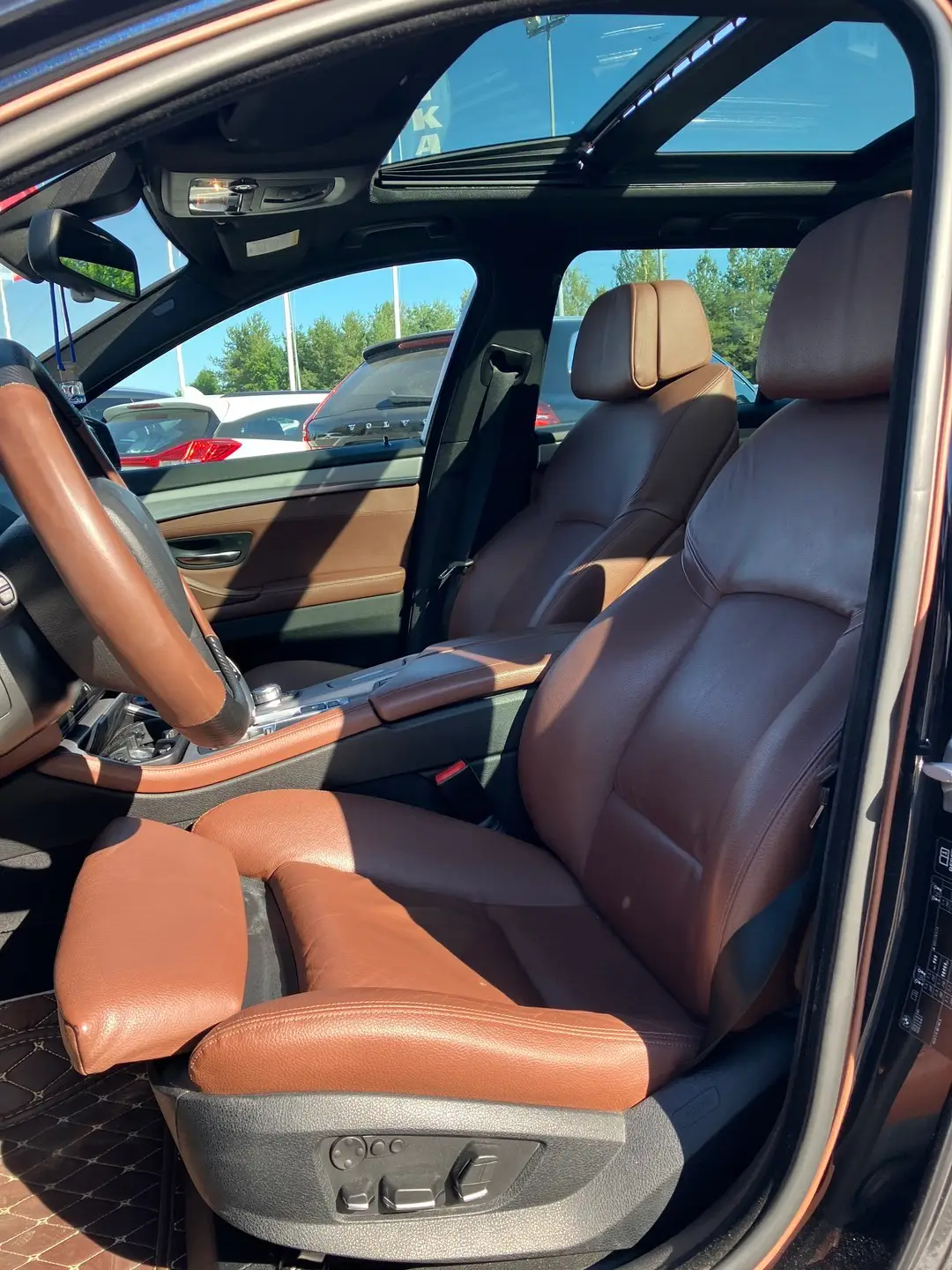 Car Image - 5Wr4GYcsuBW1BY2DQly3Xo