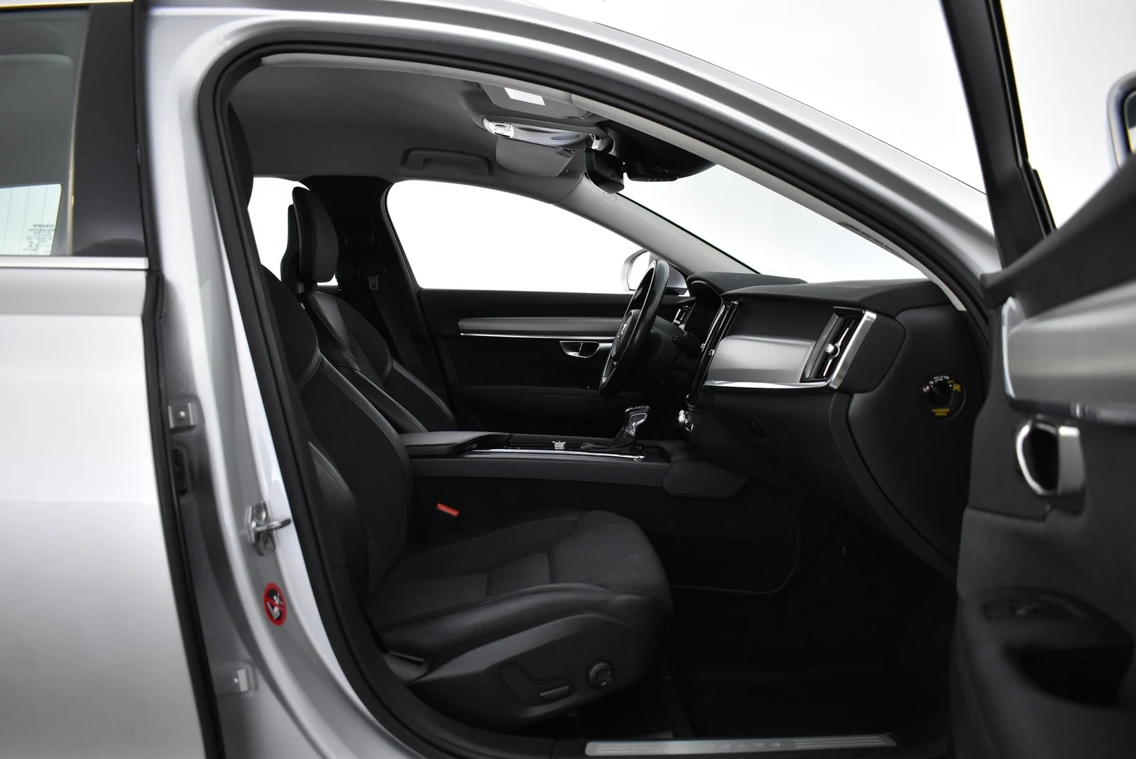 Car Image - 5cVULRxlyenMaLMHaPNMm6