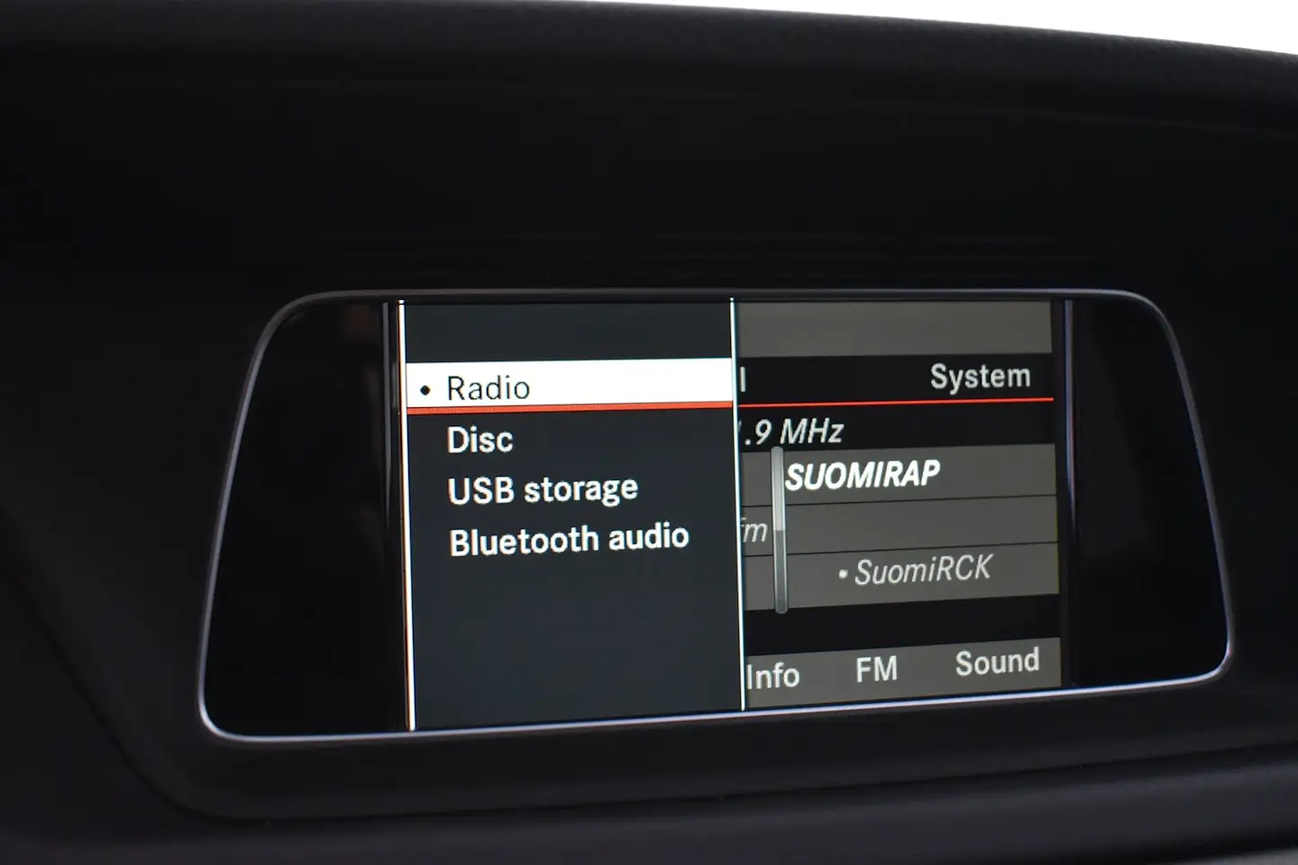 Car Image - 2Gtb983TinndqzvToXhrqK