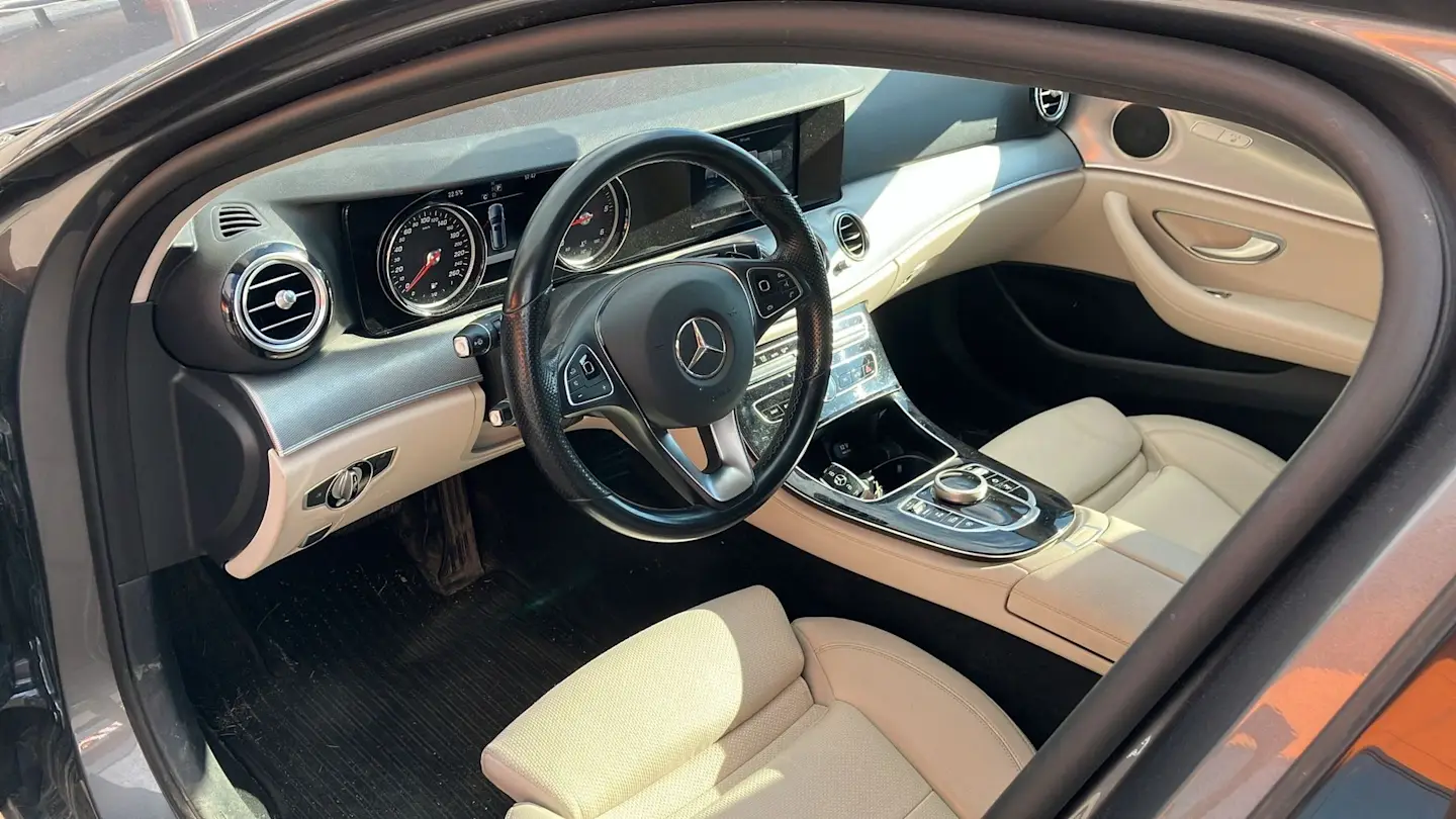 Car Image - 4I6haDufzOQJ2yhzn7e30S