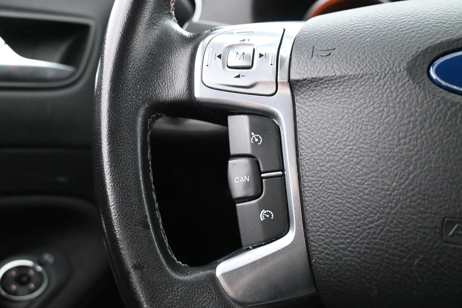 Car Image - 6ZQtSmJPF6k4wZKeIqpF05