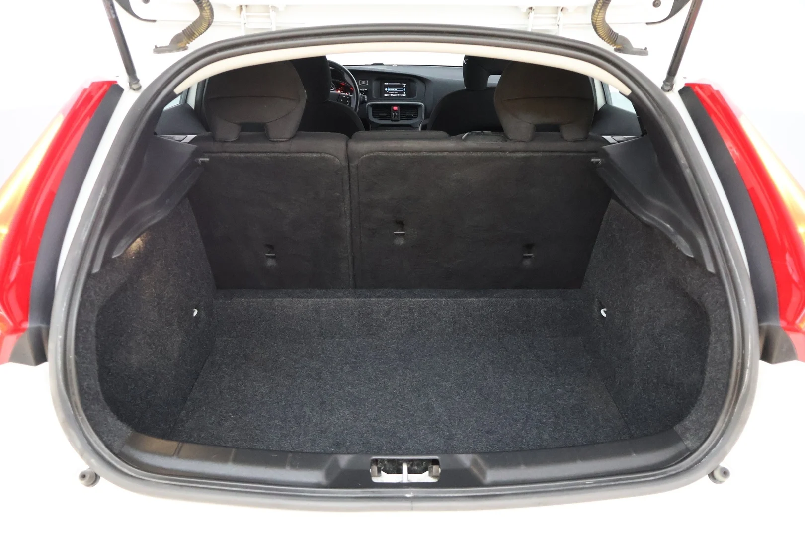 Car Image - 3gxsnOleE4rTTirj69LNdp