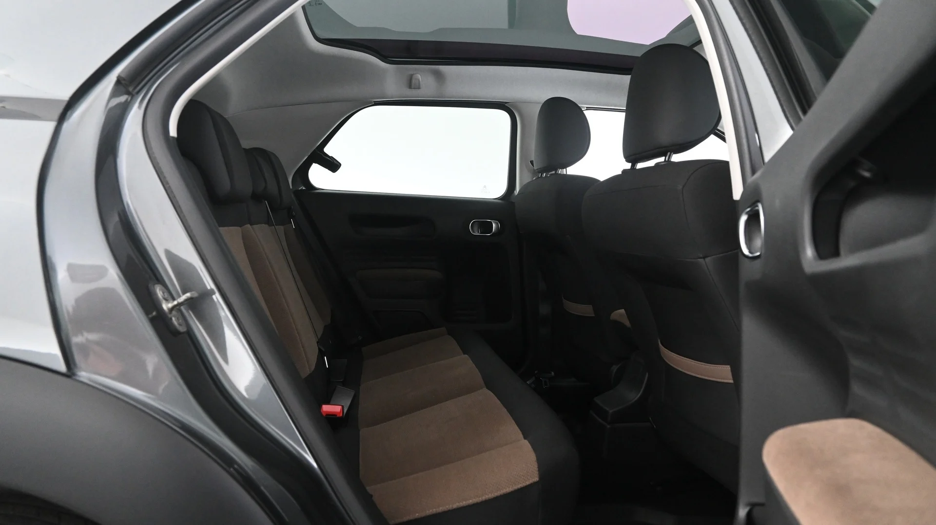 Car Image - 5qze56cwU760D5W0l1kLIf