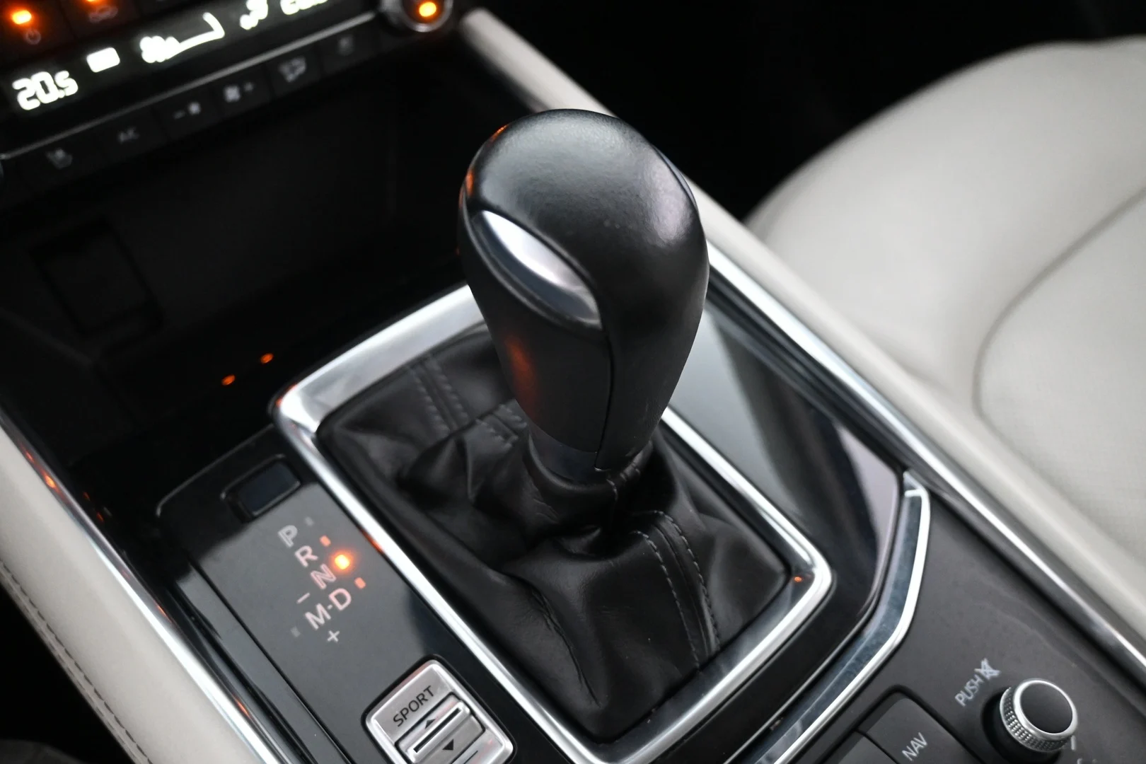 Car Image - 6SFlZm2FVnGIqi2uQZW4gY